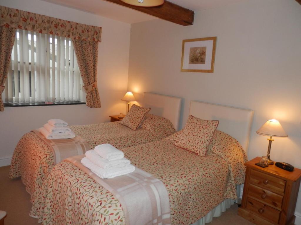 East Hook Farmhouse Guest House Haverfordwest Room photo